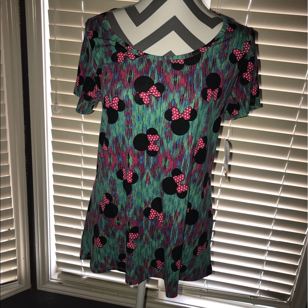 LulaRoe Classic T
